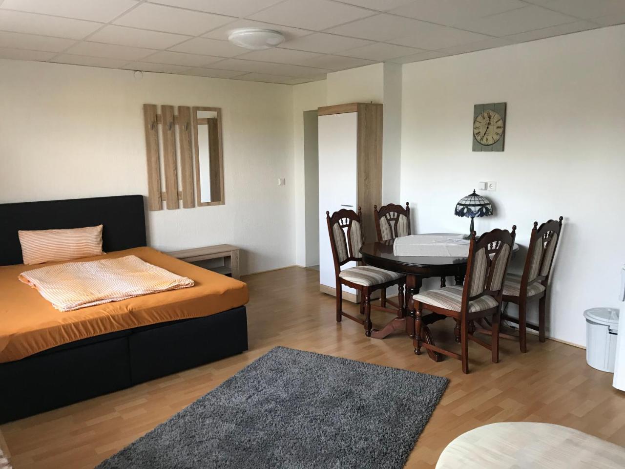Landgasthof Schaenzer Voerde Εξωτερικό φωτογραφία